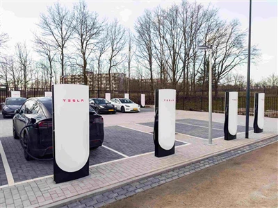 Tesla V4 Supercharger: Kecepatan pengisian daya hingga 500kW, era baru pengis...